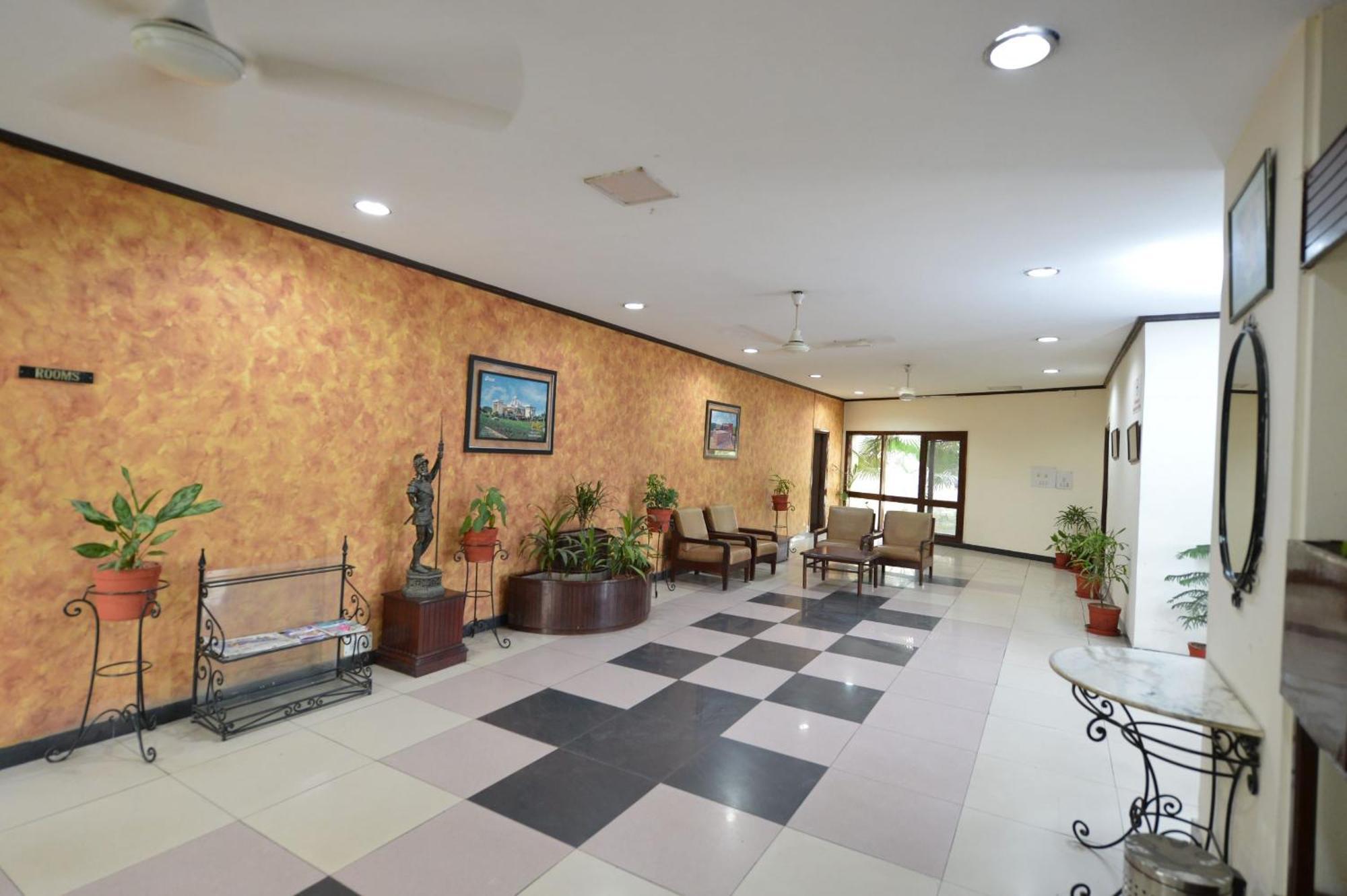 Karna Lake Tourist Resort Karnāl Extérieur photo