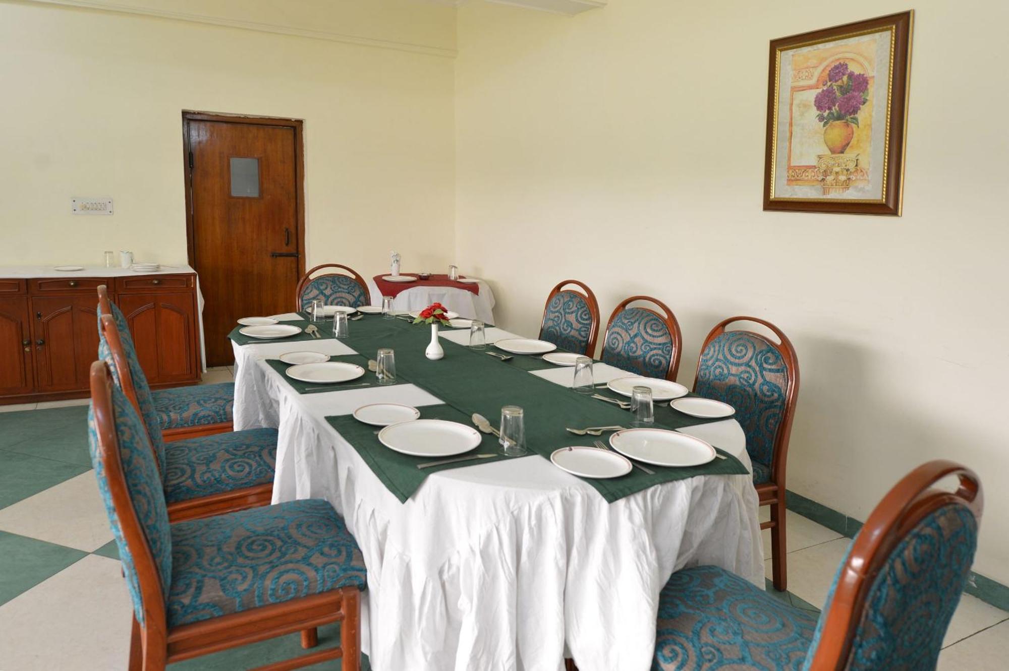 Karna Lake Tourist Resort Karnāl Extérieur photo